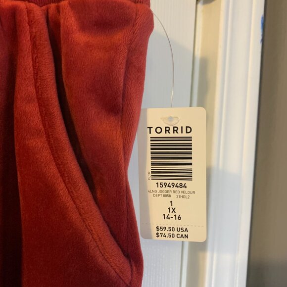 Torrid Women's Velour Ankle Joggers Pants Plus Size 1X 14 16 NEW Red Holidays - Picture 7 of 10